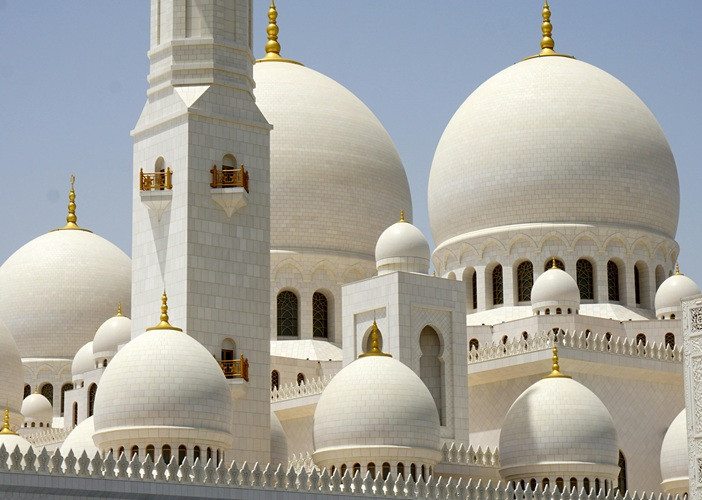 Islamic Aesthetics in Modern Creative Industries