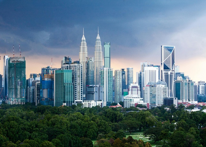 Introduction to Islamic Economic Policy and Governance